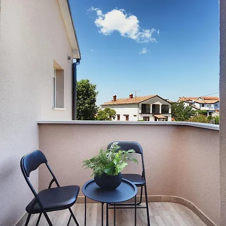 Villa Sara With Private Pool Near Rovinj Rovinjsko Selo