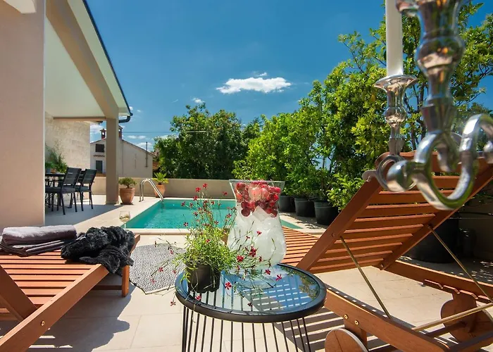 Villa Sara With Private Pool Near Rovinj * Rovinjsko Selo