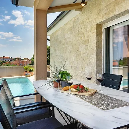 Vanesa With Private Pool Near Rovinj - Open 2022